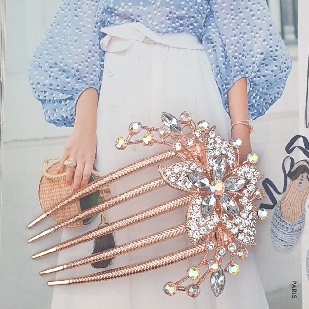 Fashion Metal Flowers Crystals Hair Comb Women Casual Formal Party Accessory